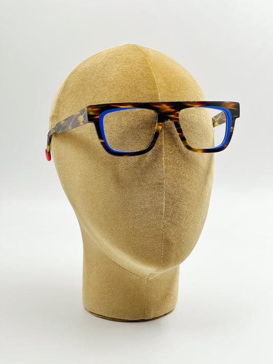 Be alive, avana, blu elettrico