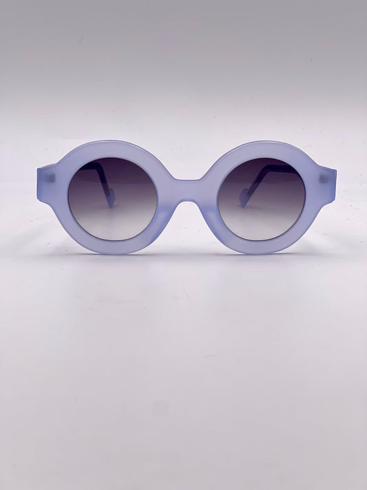 Glare, Olivia, celeste