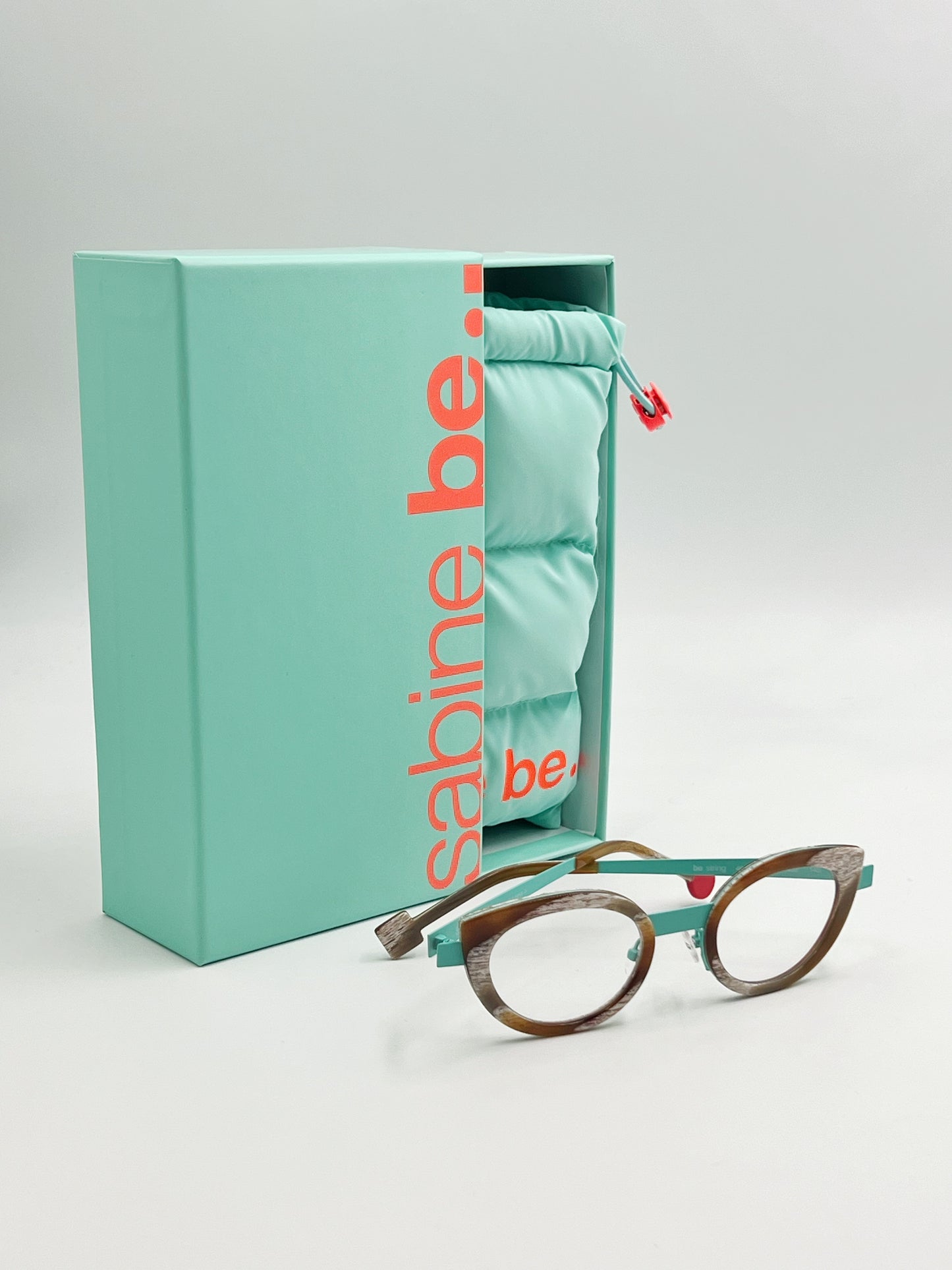 Be string, tortora, turchese