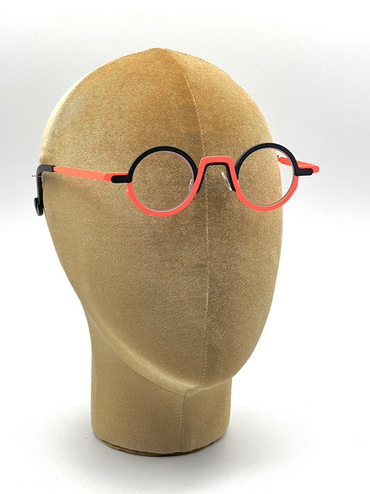 Myeong-dong, arancione fluo, grigio antracite