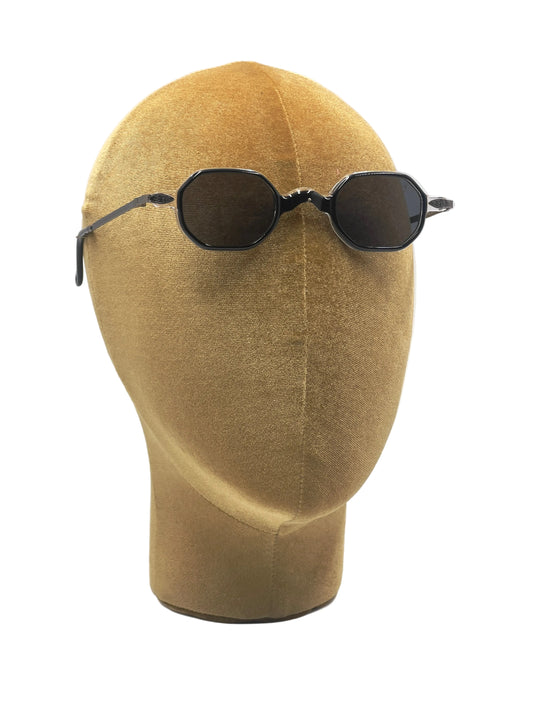 Eyepetizer Boca, nero cristallo, aste grigie