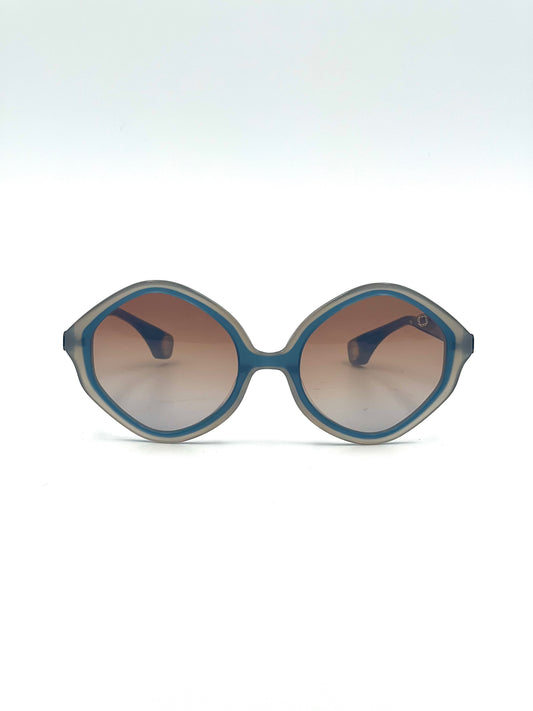 Blake Kuwahara, Quincy, cristallo grigio, blu ottanio