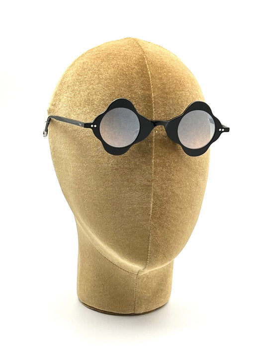 DICIASSETTE, nero lucido