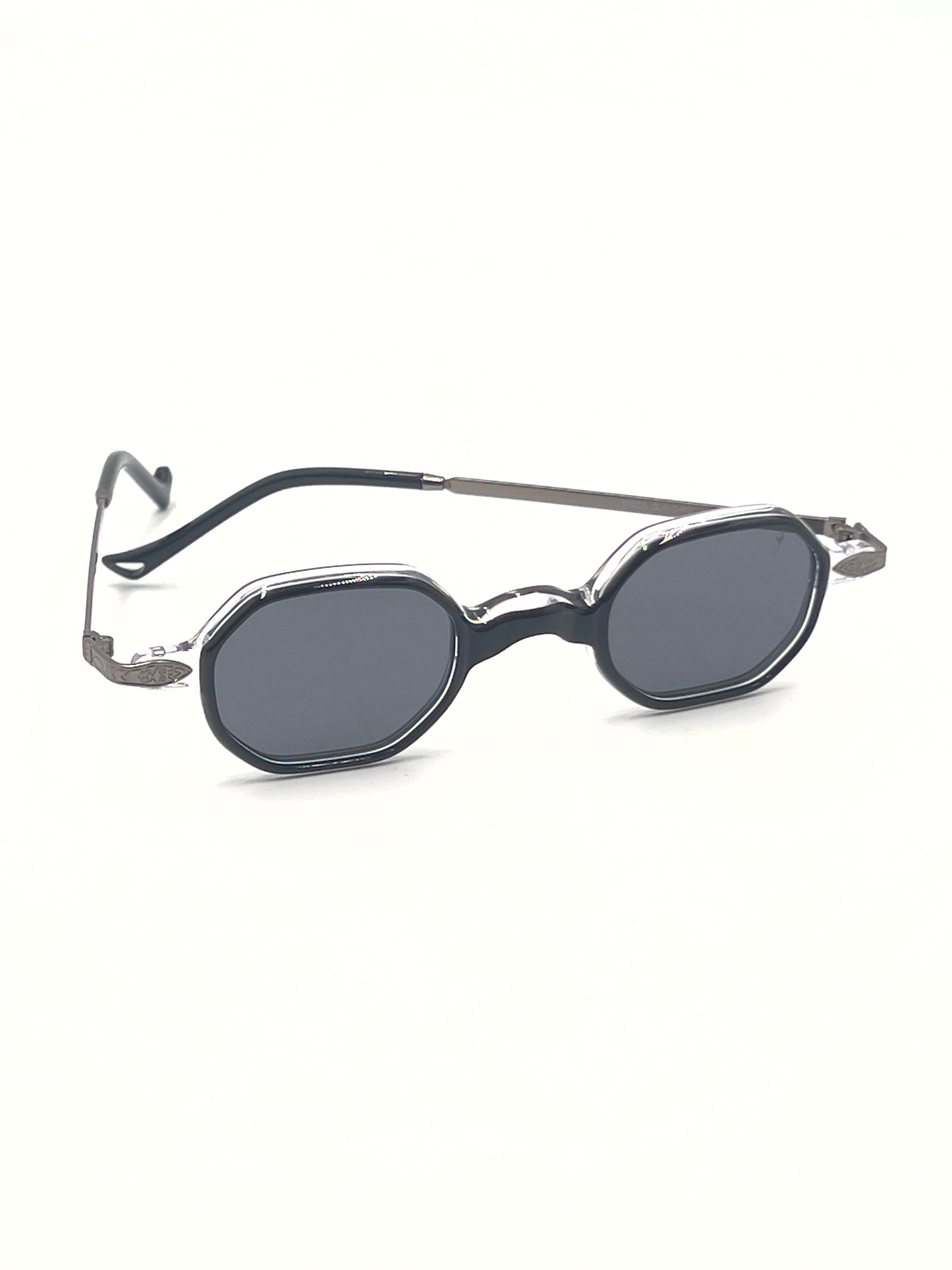 Eyepetizer Boca, nero cristallo, aste grigie